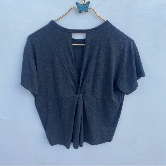Athleta Gray Short Sleeves Top Size Xs - Picture 5 of 7